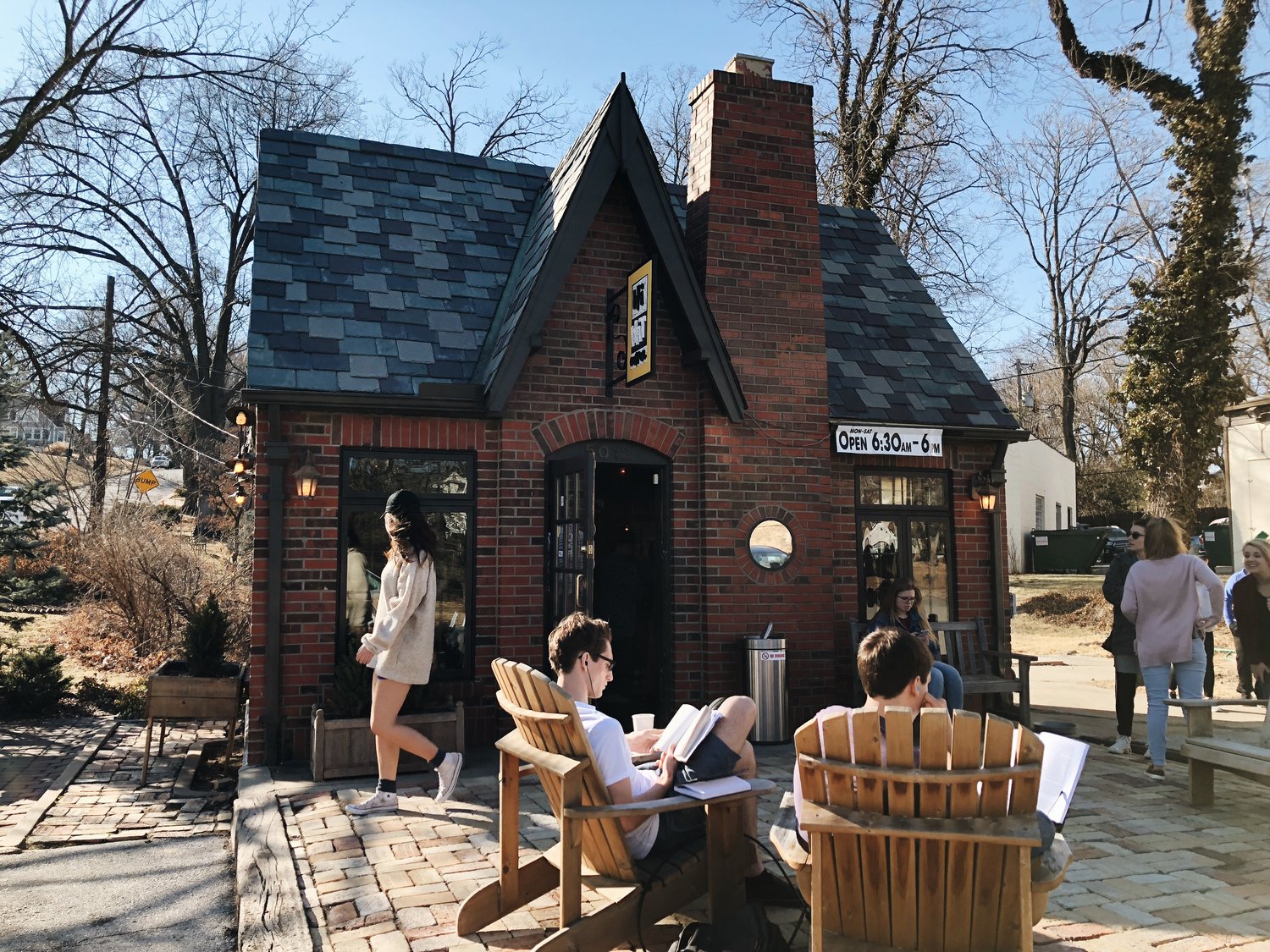 5 Favorite Coffee Shops To Read From Ink & Fable